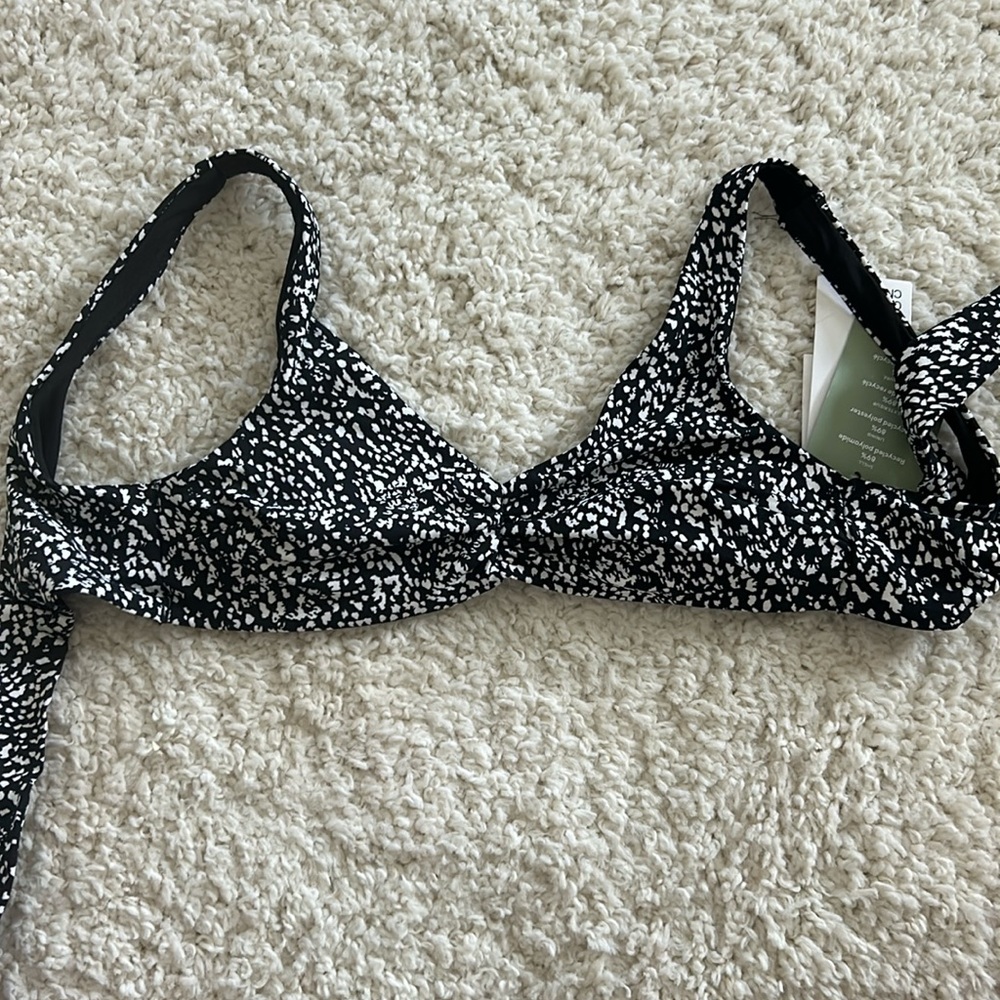 H&M speckled bikini top